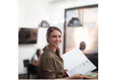 EF Real English - 6 Niveles de inglés general certificados por la Universidad de Cambridge.